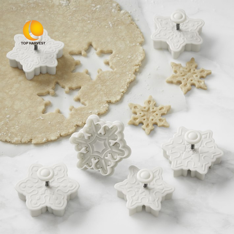 Snowflake Pie Crust Cutter Set, Set of 6 TH-K6139